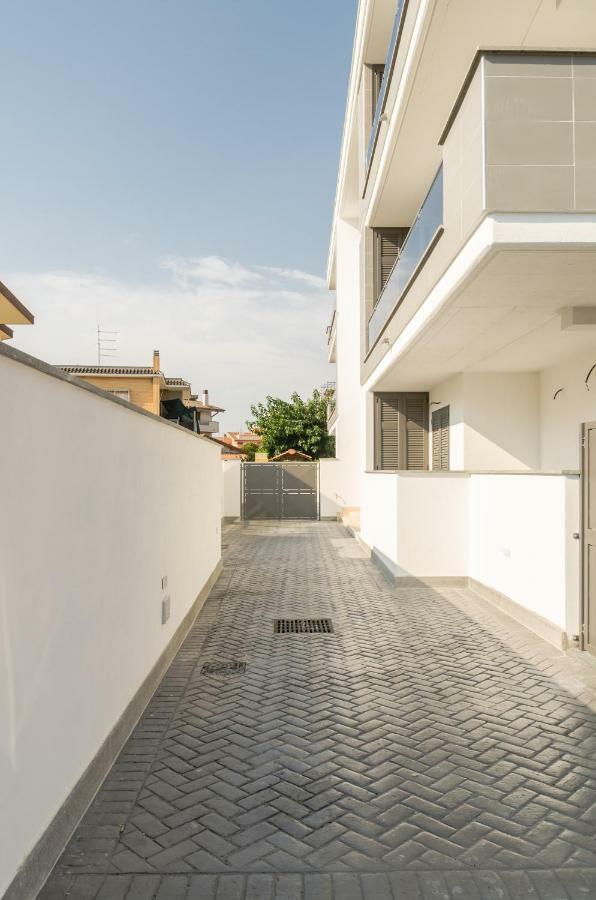 Fco Luxury Apartments Фьюмичино Экстерьер фото
