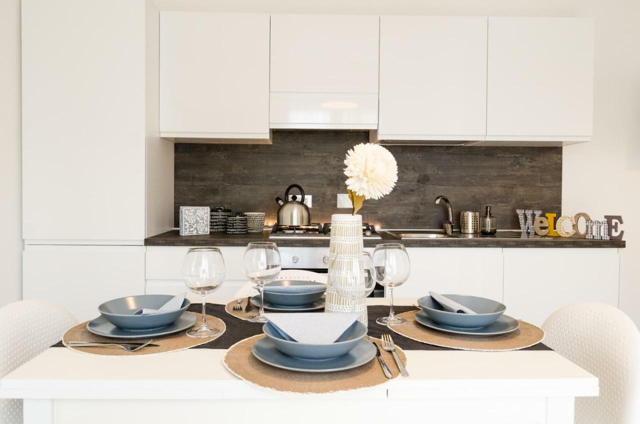 Fco Luxury Apartments Фьюмичино Экстерьер фото
