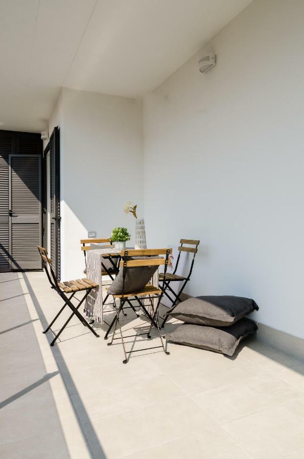 Fco Luxury Apartments Фьюмичино Экстерьер фото