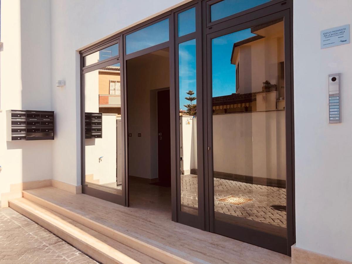 Fco Luxury Apartments Фьюмичино Экстерьер фото